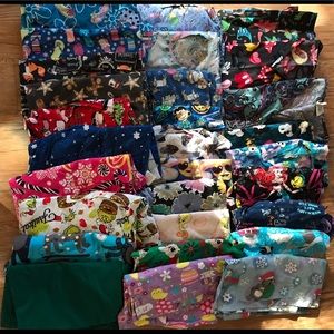 Lot of 29 scrub tops OPEN TO OFFERS